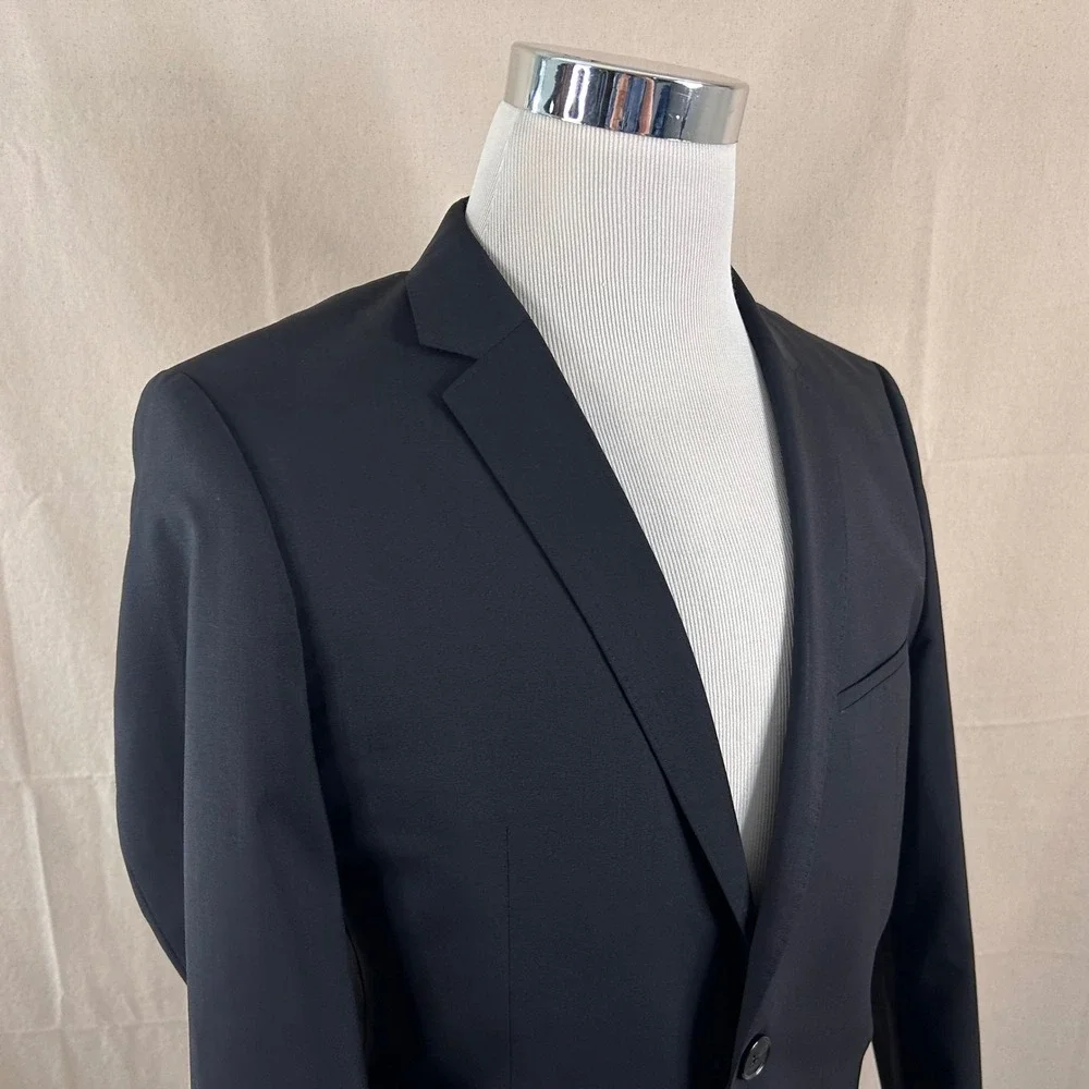 Hugo Boss 38R Arti Heilon Sport Coat Wool Blend Black Two Button Double Vented